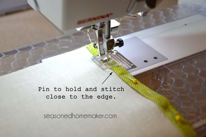 Learn How to Add Piping to Throw Pillows. Simple and detailed tutorial explaining how to add piping to an envelope pillow. All you need is a sewing machine and the ability to sew a straight stitch. 