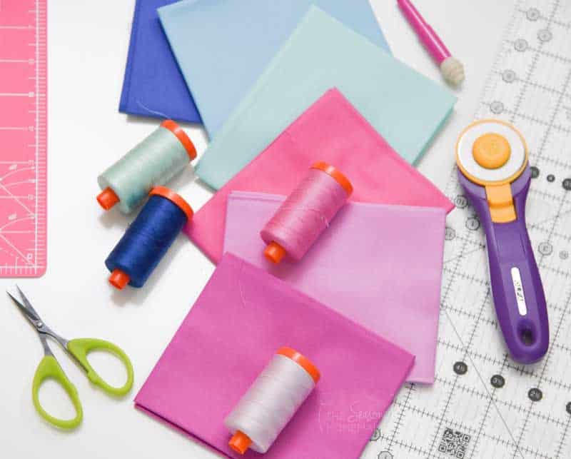 Quilting doesn’t have to be difficult when you have the right tool for the job. This list of beginner quilting supplies is perfect for new quilters. 