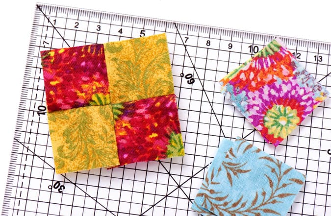Gift Guide for People Who Sew & Quilt - quilting ruler