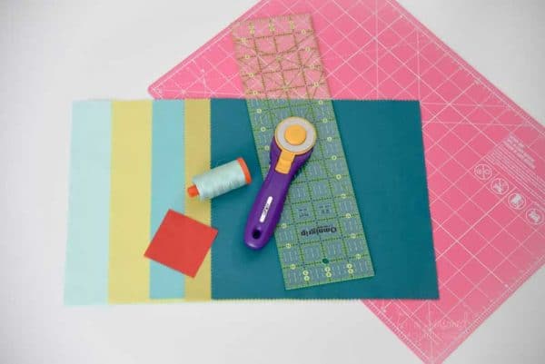 Learn How to Make a Perfect Log Cabin Quilt Block. Your quilt blocks will turn out perfectly every time.