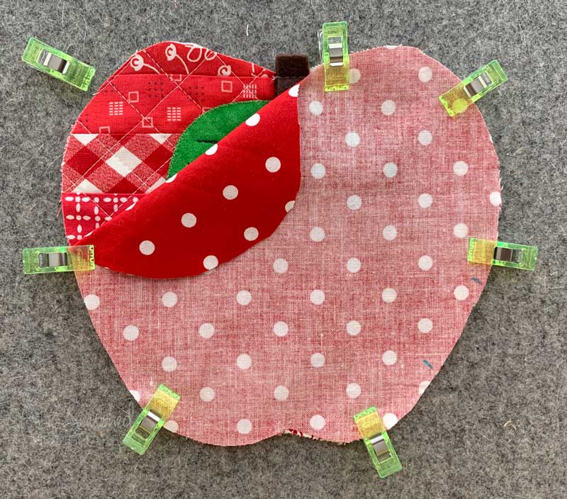 How to Sew Quilted Apple Coasters