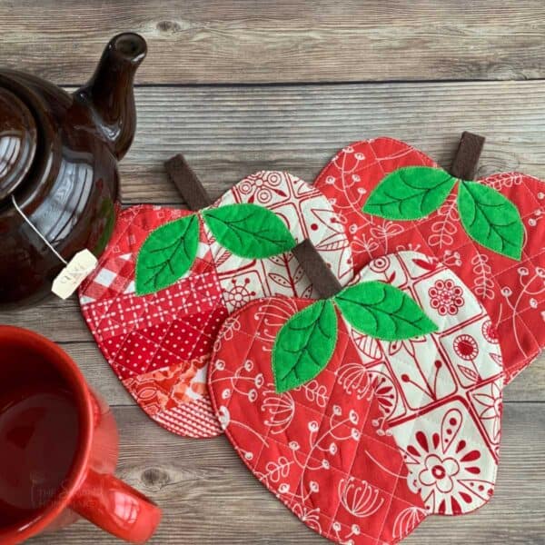 How to Sew Quilted Apple Coasters