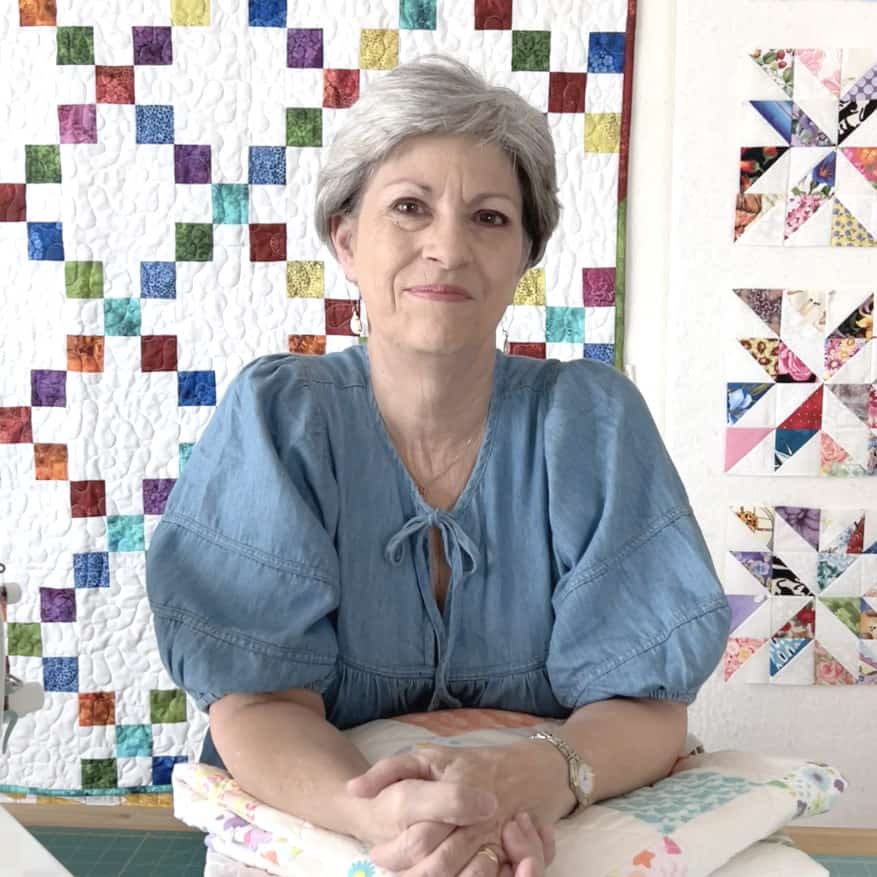 LeslieRutland with Quilts